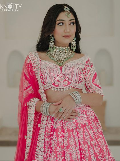 The Bride & Groom: Solo Portraits photo 38