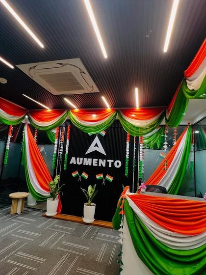 Festive & National Holiday Decor photo 7