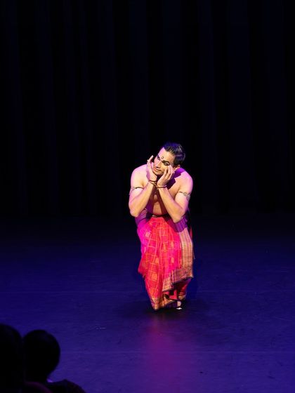 An expressive moment from the Toronto performance, conveying the story through facial expression and gesture.