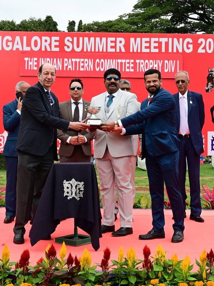 The Indian Pattern Committee Trophy presentation.