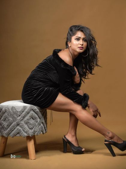 Acchu - Portrait & Fashion Photography Casual & Modern Styles photo 10