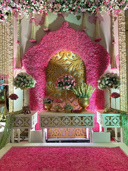 Regal Indian Traditions: A Symphony in Pink & Gold photo 31