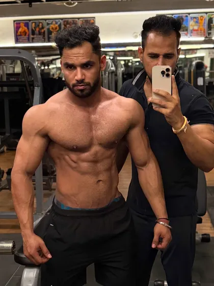 Gain phase is on. We are pushing our limits to gain as much quality muscle as we can.