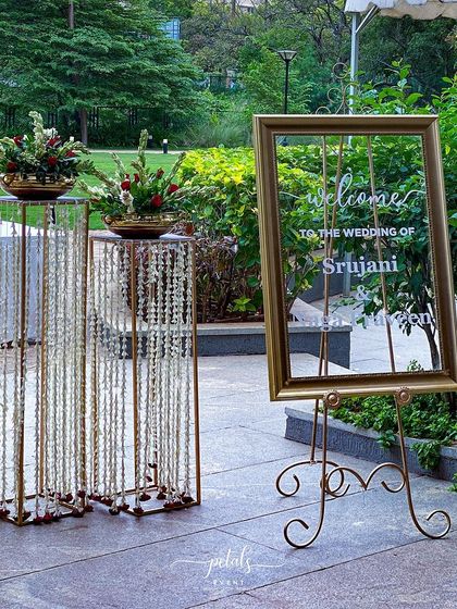 Petals - Wedding Decoration & Styling Welcoming Entrances & Signage photo 11