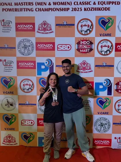 Shweta, a dentist, at her first National Championship. We corrected her basic technique, including breathing and bracing, and she added 42.5kg to her total, earning a bronze medal. Her journey from a general fitness plan to a powerlifting podium is remarkable.