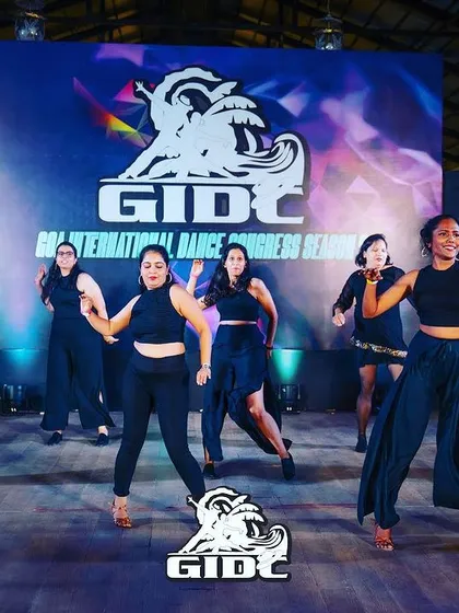 From the studio to the stage. We are incredibly proud of our student performance team shining at the Goa International Dance Congress (GIDC), a testament to their hard work and dedication.