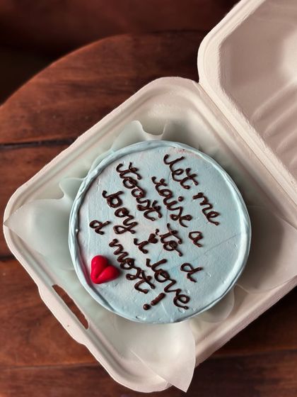 Bento Cakes: Small Treats, Big Joy photo 35