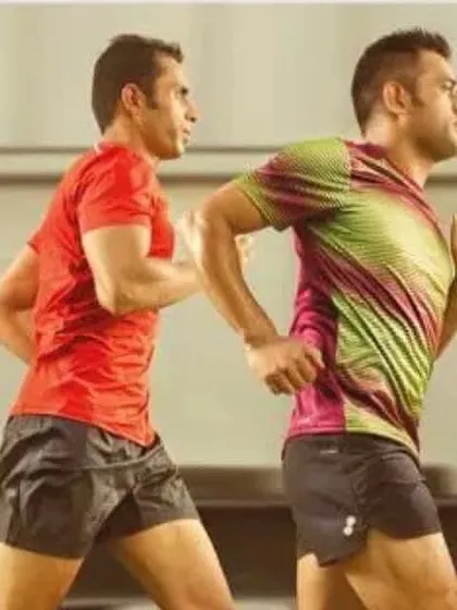 Training alongside the best. A throwback to a running session with the legendary MS Dhoni. It's a privilege to share my knowledge of fitness and movement with top-tier athletes.