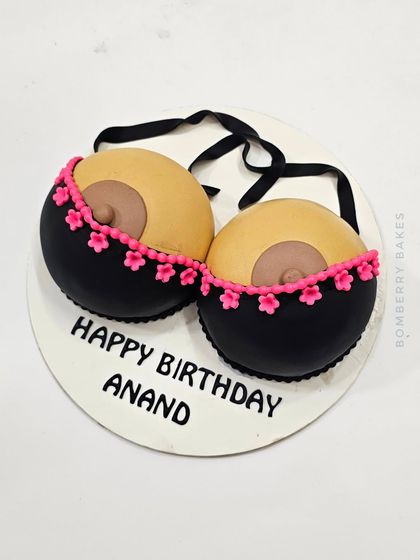 Fun & Themed Novelty Cakes photo 4