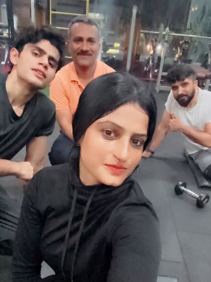 A quick selfie with the evening grind crew. We show up and put in the work, no matter the time of day.