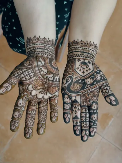 Another look at the 'Mayka to Sasural' design, showing the beautiful swan and doli figures clearly.