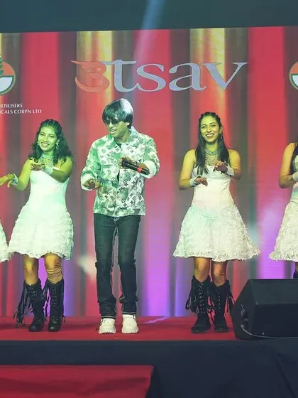 A fun, lighthearted dance number with my female dancers in white dresses. We can tailor the performance style from high-energy to charming and playful.