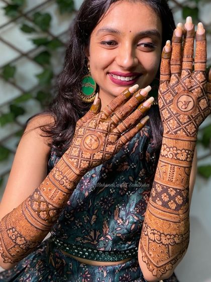 Detailed Back of Hand Designs photo 16