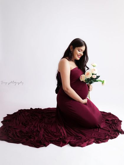 Solo Radiance: Portraits of the Mother-to-Be photo 181
