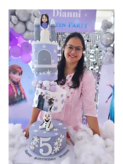 Sampada - Custom Designer Cakes Anti-Gravity & Showstopper Cakes photo 5