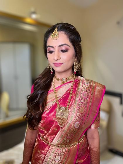 Classic Red & Pink Bridal Looks photo 100