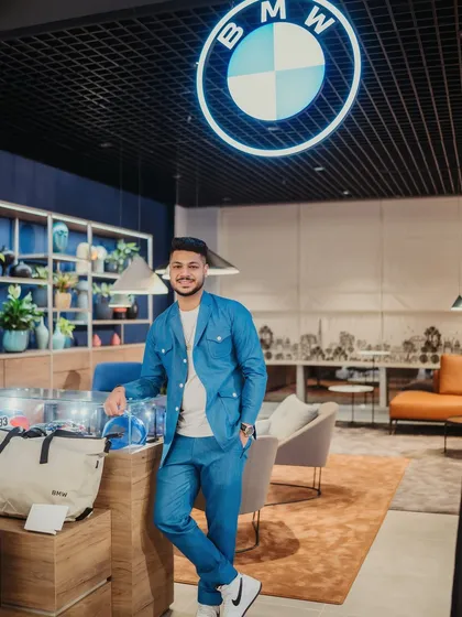 Another shot from the BMW Safdarjung store opening. The modern, sleek environment of a luxury car showroom is a fantastic backdrop for my tech-infused magic and mentalism.