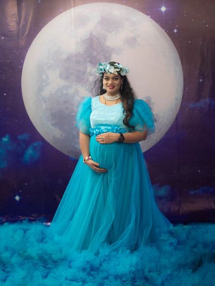 Dee Yashaswini - Occasion Wear Rentals Maternity Photoshoot Outfits photo 42