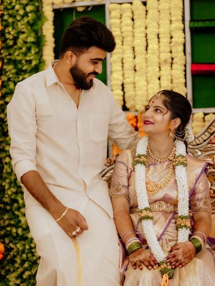 The loving gaze shared between this couple during their baby shower ceremony speaks volumes. I focus on capturing these unscripted, emotional exchanges that tell the true story of the day.