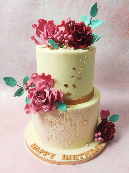 Liliyum Patisserie - Special Occasion Cakes Elegant Floral & Botanical Masterpieces photo 62