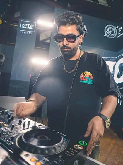 Another angle from my set at FLO, with the custom visuals in the background.