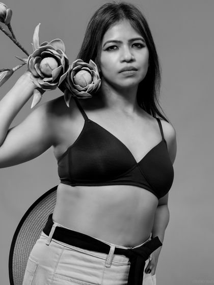 A black and white version of the previous shot, for a classic and artistic feel.