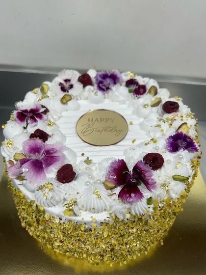 My Pistachio Raspberry Gateau is one of my favorite cakes on the menu. It's a light, summery celebration cake that's perfect for beating the heat, and I can make a delicious keto version for you.