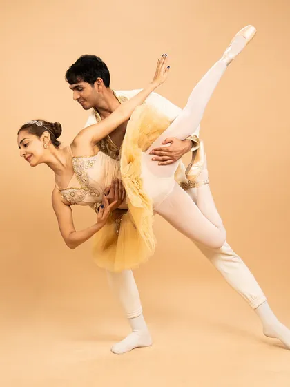 A stunning pas de deux from the ballet 'Don Quixote.' This performance by our director Dharna and her partner showcases the highest level of artistry, technique, and storytelling.