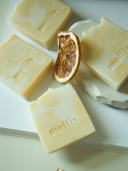 Wake up your senses with the energizing blend of orange and bergamot in this bright, citrusy soap.