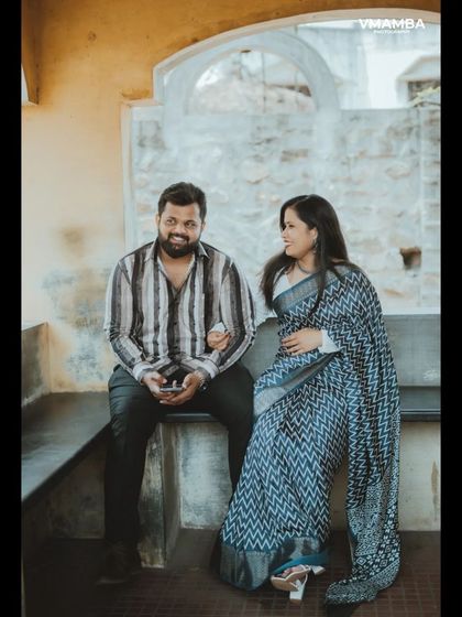 A candid, relaxed moment of a couple chatting and laughing. We strive to make our pre-wedding sessions feel like a fun date, not a photoshoot.