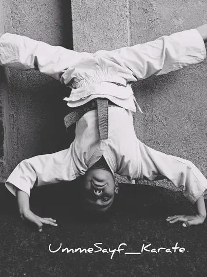 Stay strong for yourself. This student shows incredible strength and flexibility with this advanced pose. We work on conditioning to build a powerful body. 🖤