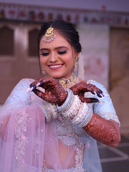 Timeless Gujarati Brides photo 26