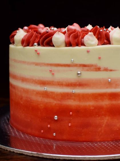 Amritha - Custom Celebration Cakes Floral & Buttercream Artistry photo 20