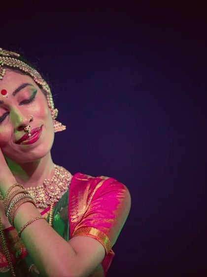 Divya Hoskere - Bharatanatyam Dance Performances Shringara Sharanagati: The Surrender in Love photo 42