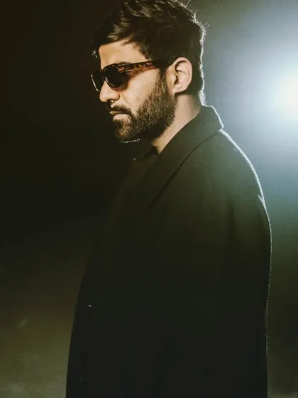 Chandigarh, tonight I'm bringing the minimal and techno sounds to Hard Rock Cafe until 3 AM. Aajao sare, buuurrraaahhh!