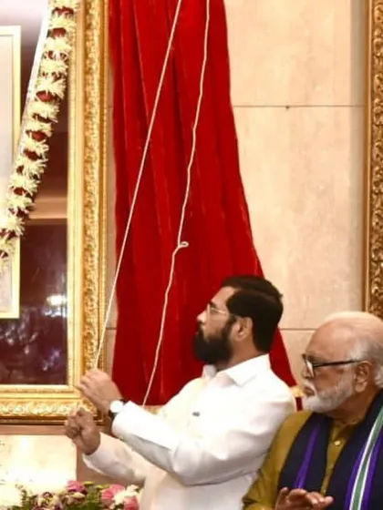 The Hon. Chief Minister unveiling my painting at the government program.