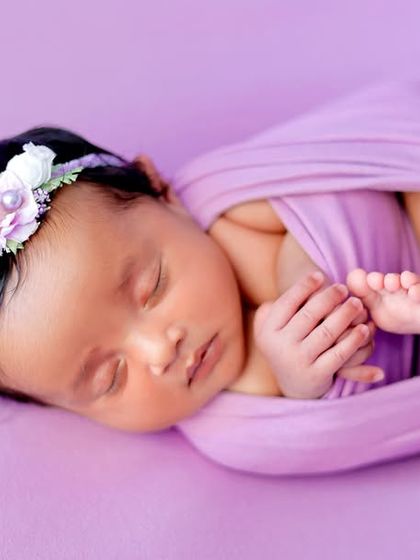 WonderBump Studio - Newborn Photography Classic Poses & Swaddles photo 13