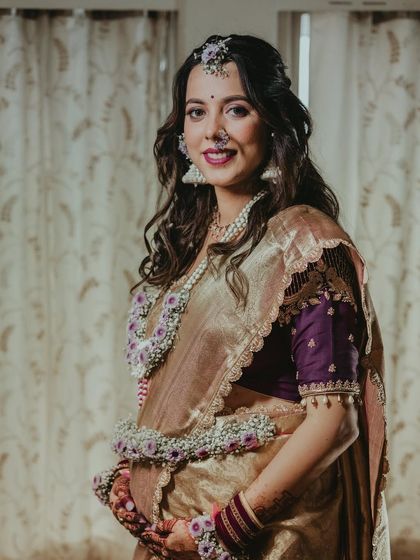 Airbrush makeup that looks exactly like your skin. This mom-to-be looks flawless and natural.