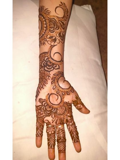 Festive & Party Mehndi photo 22