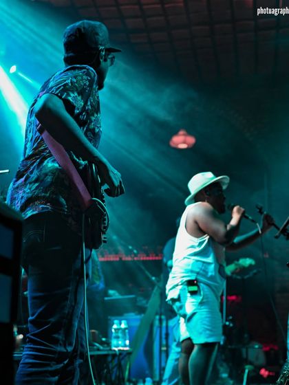 Loysum - Live Band for Events & Concerts Full Band: High-Energy Shows photo 31