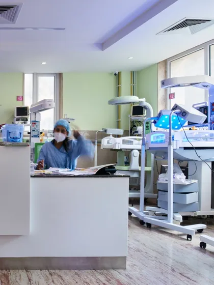 Designing a Neonatal Intensive Care Unit (NICU) requires a deep understanding of both medical technology and human vulnerability. This space is meticulously planned for staff efficiency, with clear sightlines and organized equipment, while also incorporating elements like controlled lighting and acoustic separation to create a low-stress, healing environment for our most fragile patients.