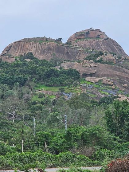 The twin peaks of Nijagal Betta as seen from the base. It's a beautiful and historically significant hill fort near Bangalore.