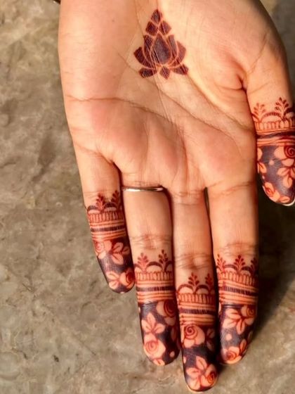 Testing the mehendi stain. I always do a small patch test to ensure the quality and color of my organic henna paste.