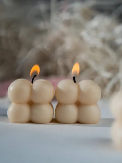 We're obsessed with our blob candles. These mini bubble candles are perfect for the 'it girl' aesthetic, adding a trendy touch to your space.