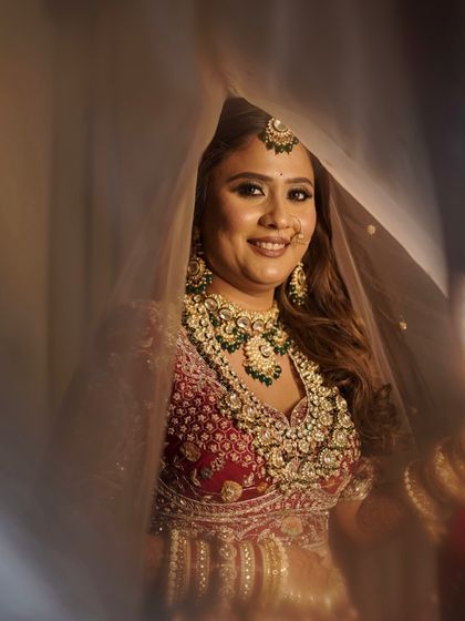 Regal Wedding Day Looks photo 11