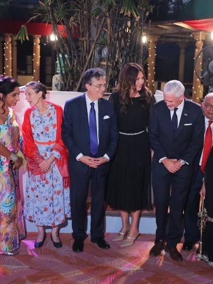 Dignitaries and guests gather on the dance floor at the Grand Ball. The event was a wonderful opportunity for the Francophone community in Delhi to connect and celebrate.