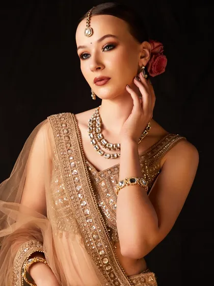 A stunning smokey, snatched glam look created by a student from our Delhi academy for her bridal portfolio shoot.