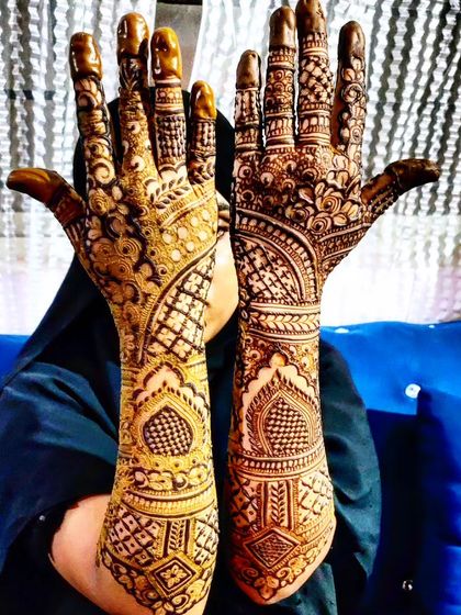 Hajira Mehendi Artist - Mehndi Artist Services Intricate Bridal & Sangeet Designs photo 23