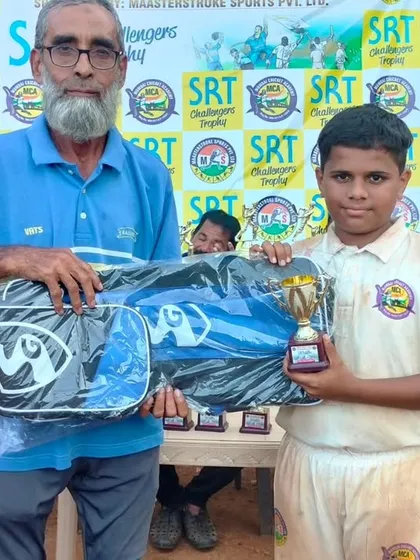 Saksham Anubhavane with his trophy and kit bag from the SRT Challengers Trophy.