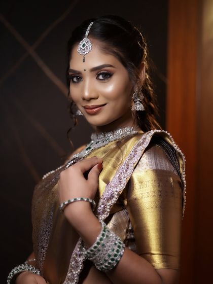 Asmitha Makeover Artistry - Bridal & Event Makeovers AMA Academy: Learn From The Pro photo 9